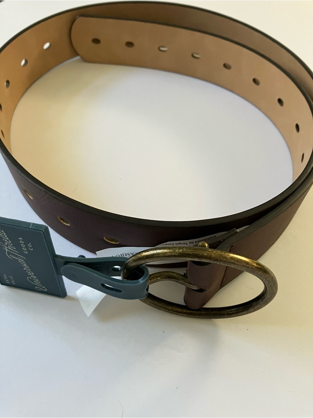 Universal Thread Brown faux Leather Belt with Brass Oval Buckle